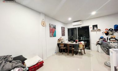 หมู่บ้านลุมพินีทาวน์วิลล์ ทำเล : บางบัวทอง (ซอยวัดลาดปลาดุก) (1)