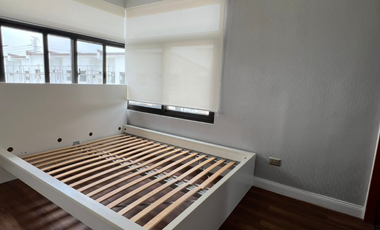 FOR SALE: 4-BEDROOM SINGLE ATTACHED HOUSE & LOT (Pre-Selling)