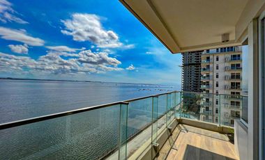 Rush Sale 3 Bedroom Unit in Oak Harbor Residences Pasay City
