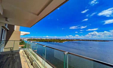 Rush Sale 3 Bedroom Unit in Oak Harbor Residences Pasay City