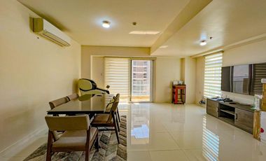 Rush Sale 3 Bedroom Unit in Oak Harbor Residences Pasay City