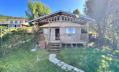 CASA DE 1 PISO EN PINO HUACHO CAMINO A NIEBLA VALDIVIA
