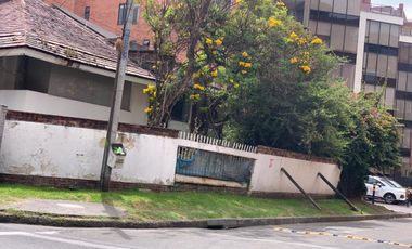 Se vende lote en el barrio Carolina Bogotá, D.C.