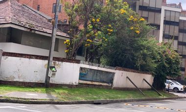 Se vende lote en el barrio Carolina Bogotá, D.C.