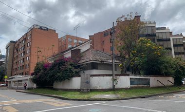 Se vende lote en el barrio Carolina Bogotá, D.C.