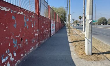 Terreno comercial en venta en Blvd. Fundadores Saltillo, Coahuila