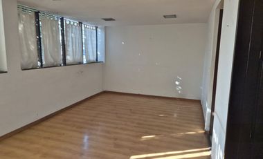 Edificio en venta con 6 Deptos Gabriel Pastor