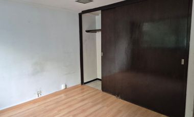 Edificio en venta con 6 Deptos Gabriel Pastor