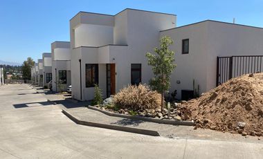 Casa nueva 140M2 4D 4B Arboretm Peñalolén