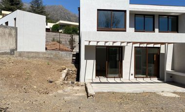 Casa nueva 140M2 4D 4B Arboretm Peñalolén