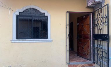 casa de venta en los esteros de manta E/Z