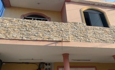 casa de venta en los esteros de manta E/Z