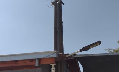 Casa con terreno para uso Comercial, Taller o Bodega