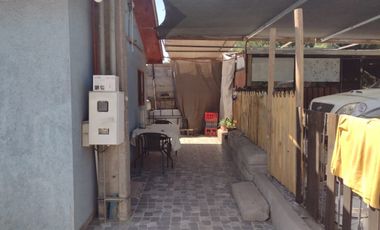 Casa con terreno para uso Comercial, Taller o Bodega