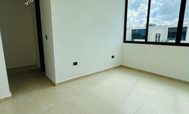 Casa en venta entrega inmediata de dos pisos y 4 recamaras con alberca privada