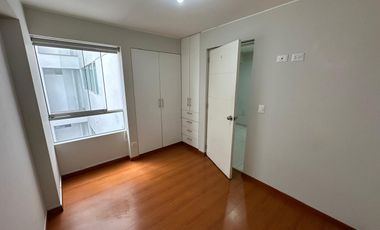 Departamento En Alquiler - Surco, Valle Hermoso
