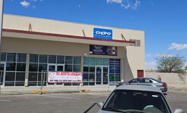 locales en plaza comercial nueva sobre importante boulevard