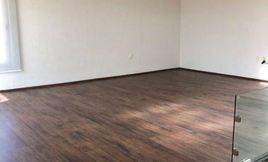 Casa en Venta Toluca colónia Cuauhtémoc acceso a dos calles, a 5 min del centro histórico. Salida rápida CDMX. Uso mixto Comercial y Habitacional