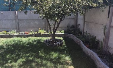 SE VENDE hermosa casa en condominio BUIN