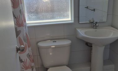 SE VENDE hermosa casa en condominio BUIN