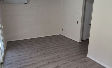 SE VENDE hermosa casa en condominio BUIN