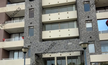 En venta departamento sin muebles, amplio.