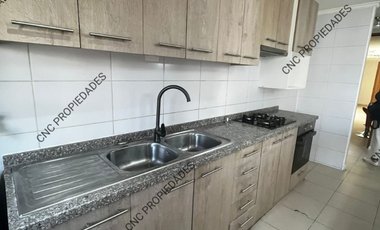 En venta departamento sin muebles, amplio.