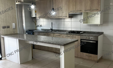 En venta departamento sin muebles, amplio.