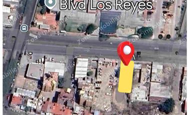 TERRENO EN RENTA EN AVENIDA LOS REYES