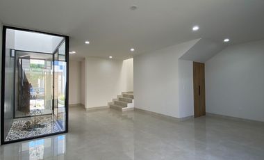 CASA en Mayorazgo del carmen EN VENTA!