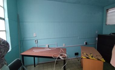 RENTA CASA CON USO PARA  OFICINAS,  EN CEDRO,  SANTA MARIA LA RIBERA