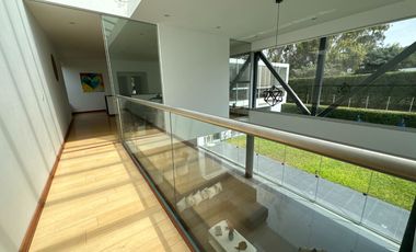 Hermosa casa  con piscina y arquitectura de lujo 🏡💎