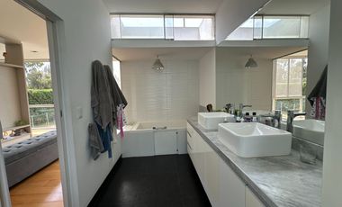 Hermosa casa  con piscina y arquitectura de lujo 🏡💎