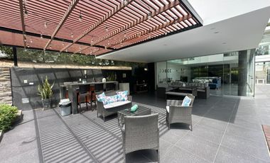 Hermosa casa  con piscina y arquitectura de lujo 🏡💎
