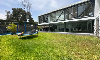 Hermosa casa  con piscina y arquitectura de lujo 🏡💎