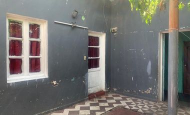 Casa 4 dormitorios 1 baño Santa Rosa Santiago Sur