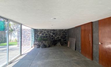 BOSQUES DE TETLAMEYA, COYOACAN, OFICINA DE 2 NIVELES Y JARDIN