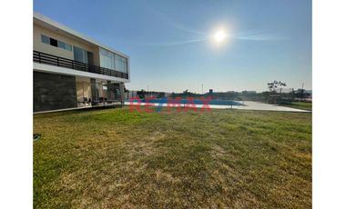 Se Vende Terreno De 713 Mt En Condomio Exclusivo Selec Holmes
