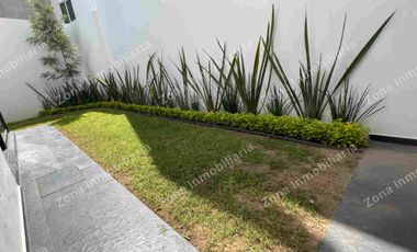 CASA EN VENTA RESIDENCIAL LOMBARDIA IRAPUATO
