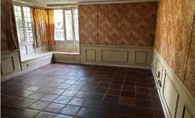 VENTA ✨ Majestuosa Casa Colonial en Arroyo Hondo, Yumbo – Refugio de Elegancia y Naturaleza ✨