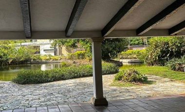 VENTA ✨ Majestuosa Casa Colonial en Arroyo Hondo, Yumbo – Refugio de Elegancia y Naturaleza ✨