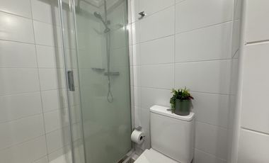 ¡Hermoso y Moderno Departamento AMOBLADO En Club Hípico!