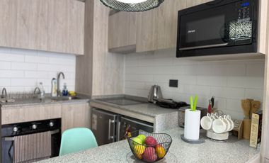 ¡Hermoso y Moderno Departamento AMOBLADO En Club Hípico!