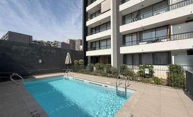 ¡Hermoso y Moderno Departamento AMOBLADO En Club Hípico!
