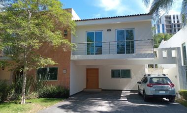 Casa en Venta en Valle Real coto Arboledas, Zapopan, Jalisco