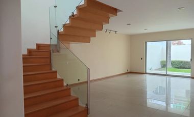 Casa en Venta en Valle Real coto Arboledas, Zapopan, Jalisco