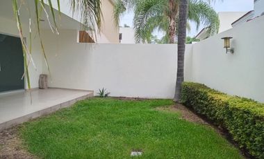 Casa en Venta en Valle Real coto Arboledas, Zapopan, Jalisco