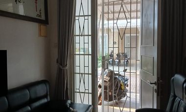 Rumah Bagus Siaphuni Ozone Residence Jakarta Selatan