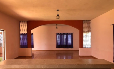 REMATO EXCELENTE RESIDENCIA EN LAGUNA DE JULUAPAN, VILLA DE ÁLVAREZ, COLIMA, C.P. 28979