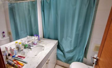 Departamento ubicado en 1er piso Isla Teja $ 210.000.000